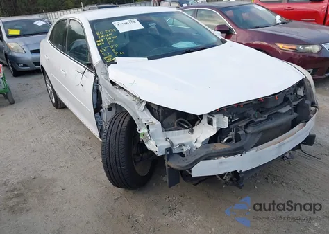 2014 Chevrolet Malibu 1Lt z USA, uszkodzony, nr VIN 1G11C5SL0EF304653